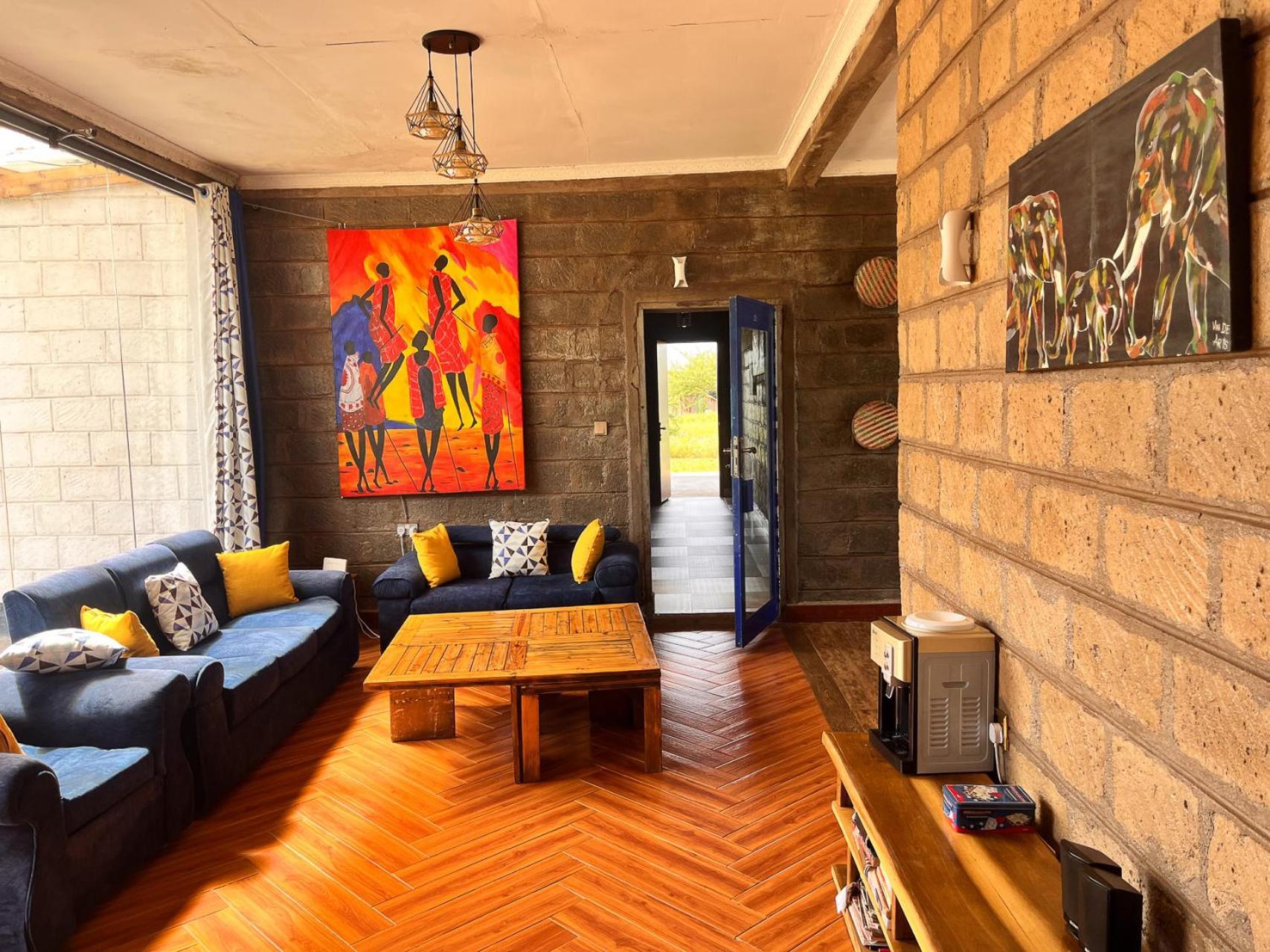 Amboseli Glass House Oloitokitok ภายนอก รูปภาพ