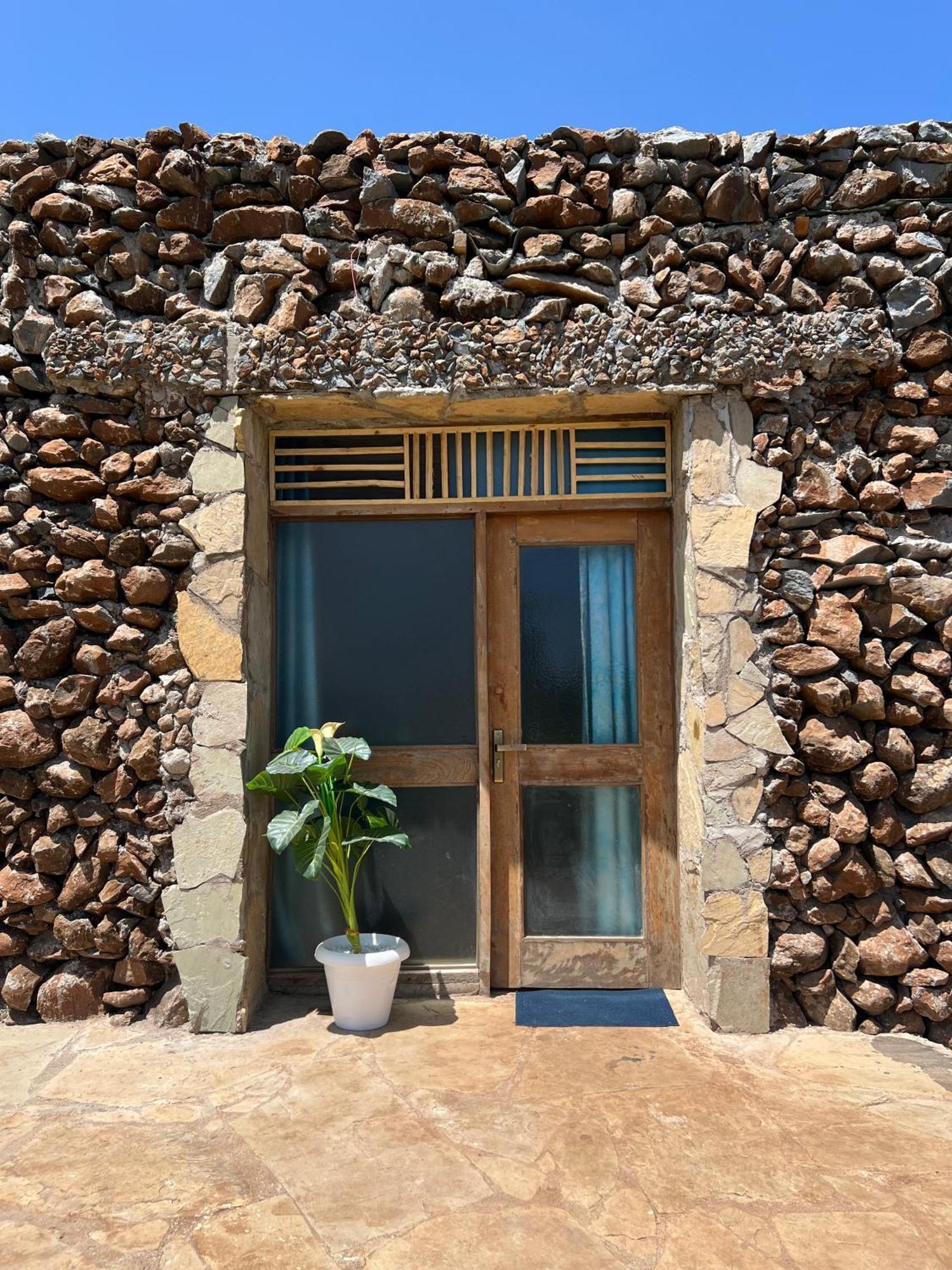 Amboseli Glass House Oloitokitok ภายนอก รูปภาพ