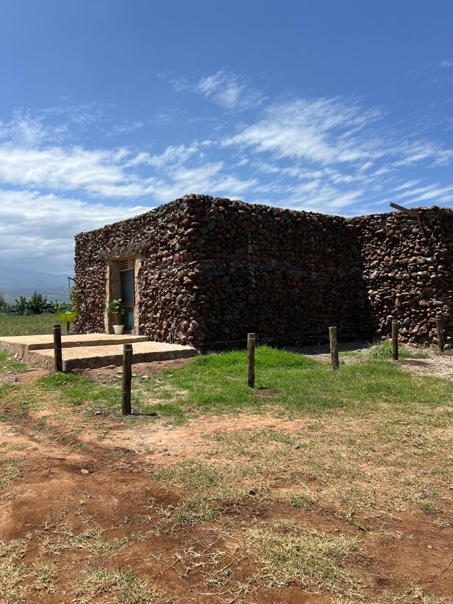 Amboseli Glass House Oloitokitok ภายนอก รูปภาพ