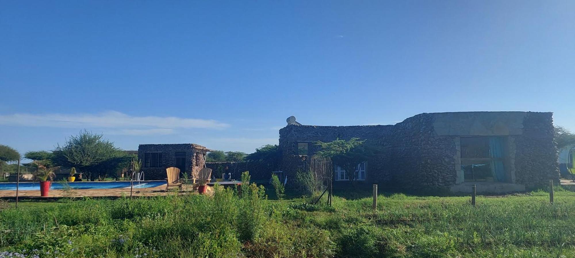 Amboseli Glass House Oloitokitok ภายนอก รูปภาพ